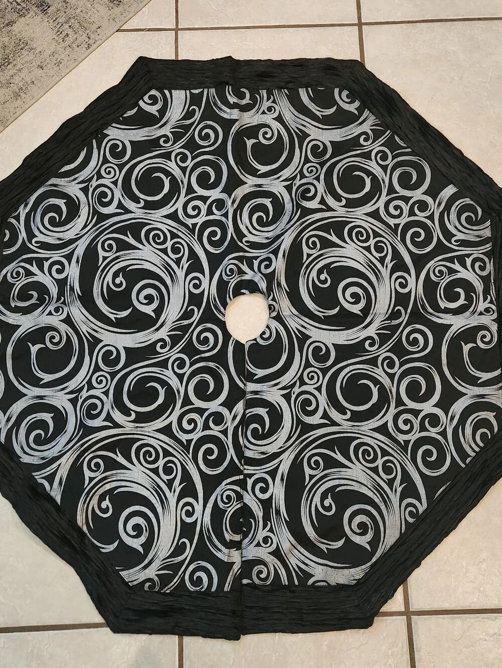 Black & Silver Swirled Halloween Christmas Tree Skirt